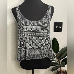 Forever 21 Open back printed tank